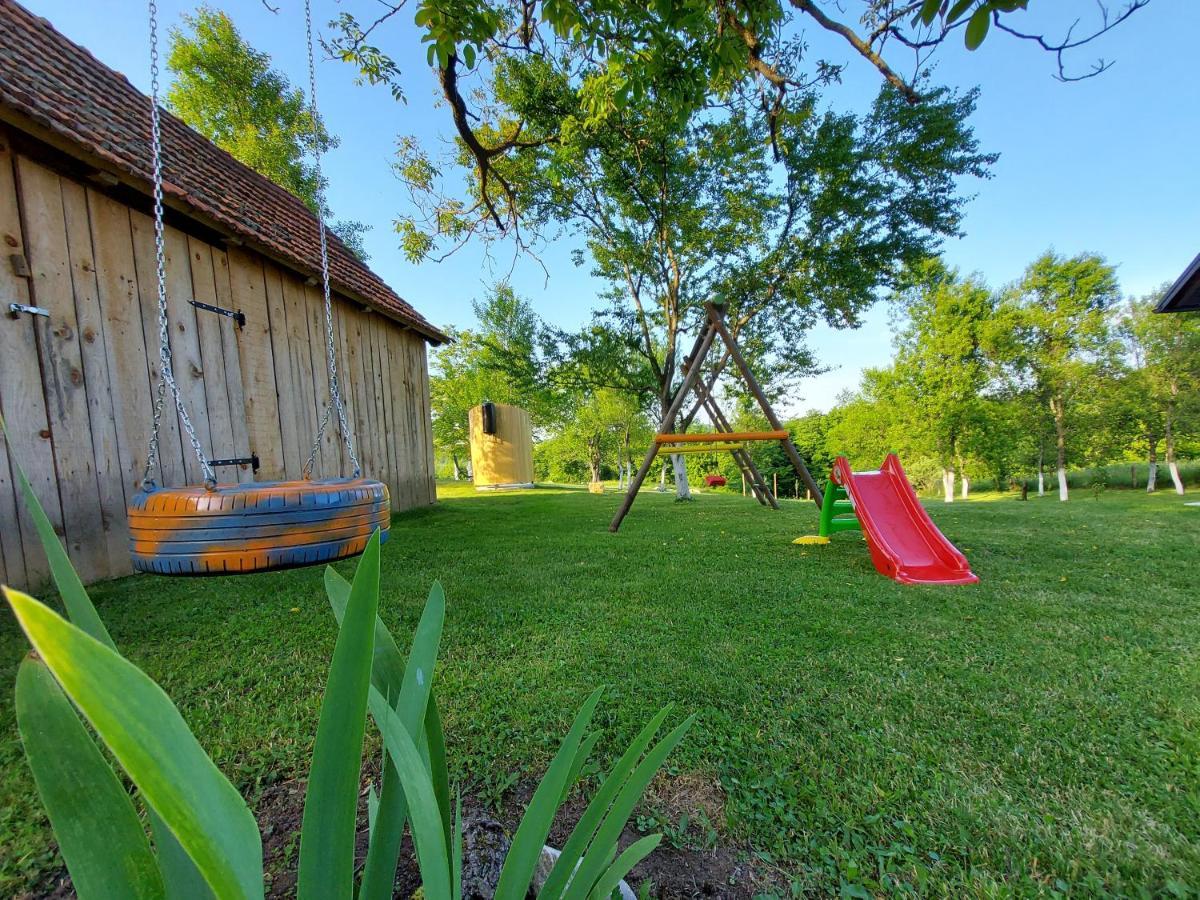 Holiday Home, Apartman Obajdin Slunj Exterior foto