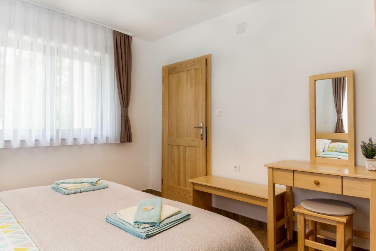 Holiday Home, Apartman Obajdin Slunj Exterior foto