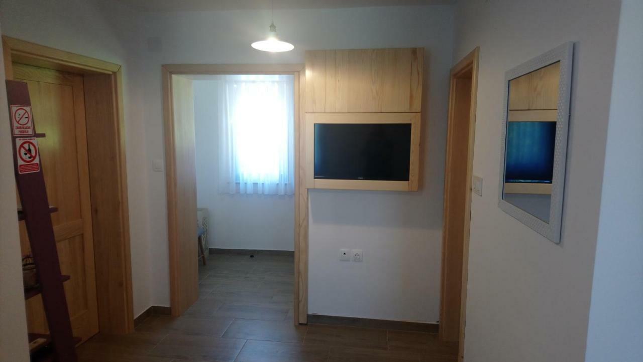 Holiday Home, Apartman Obajdin Slunj Exterior foto